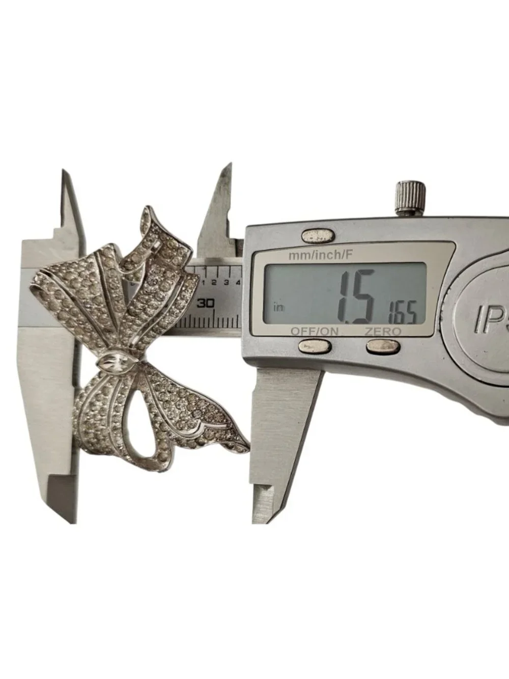 Unbranded silver tone
